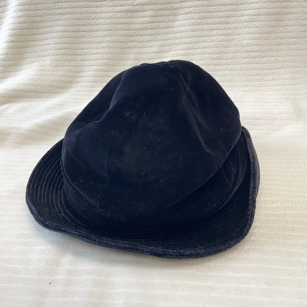 Vintage Betmar New York Paris Black Velvet Hat